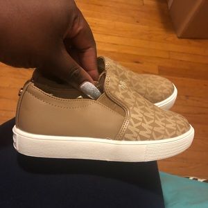 Michael Kors little girl shoes